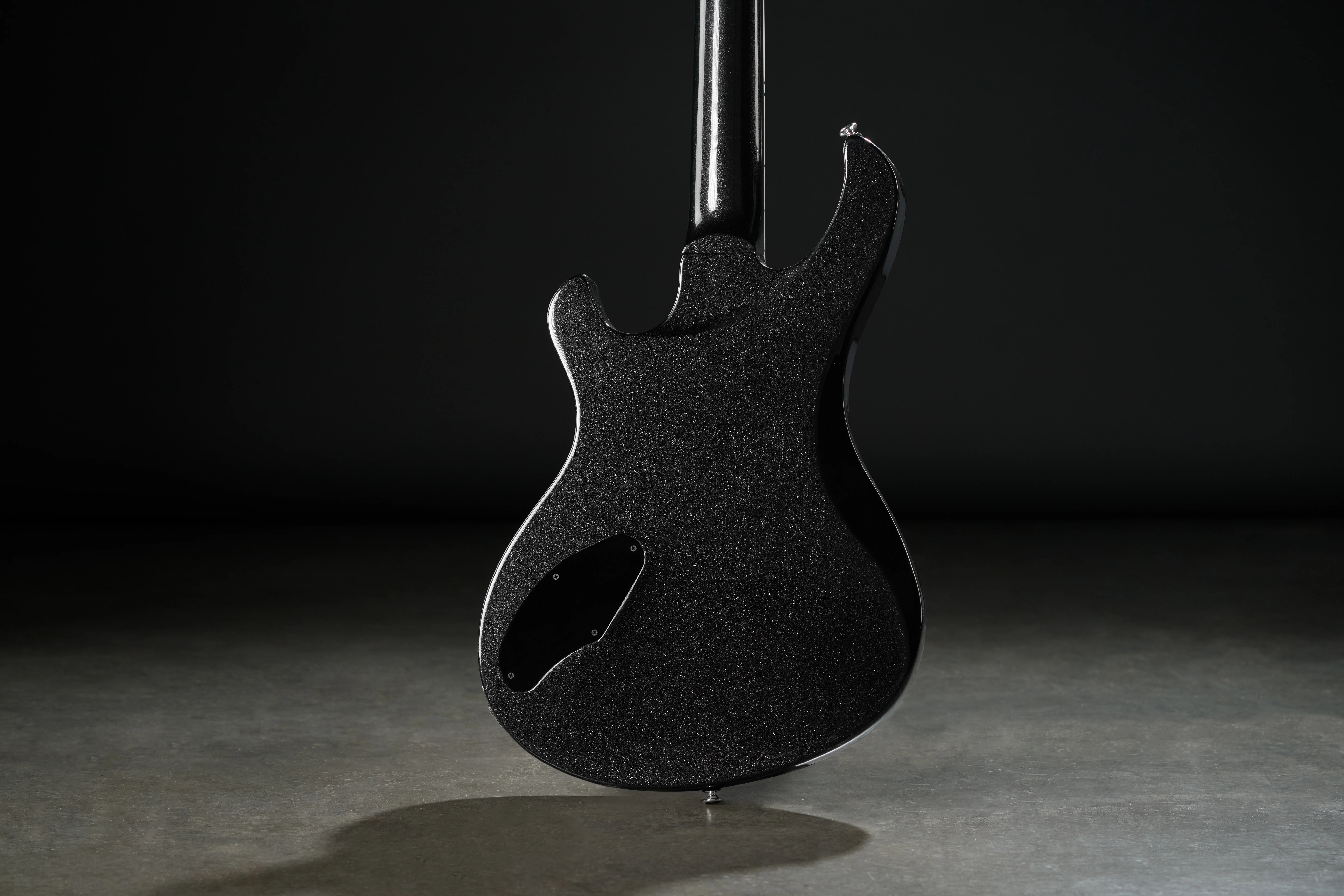Victory Baritone Graphite Metallic  E-Gitarre